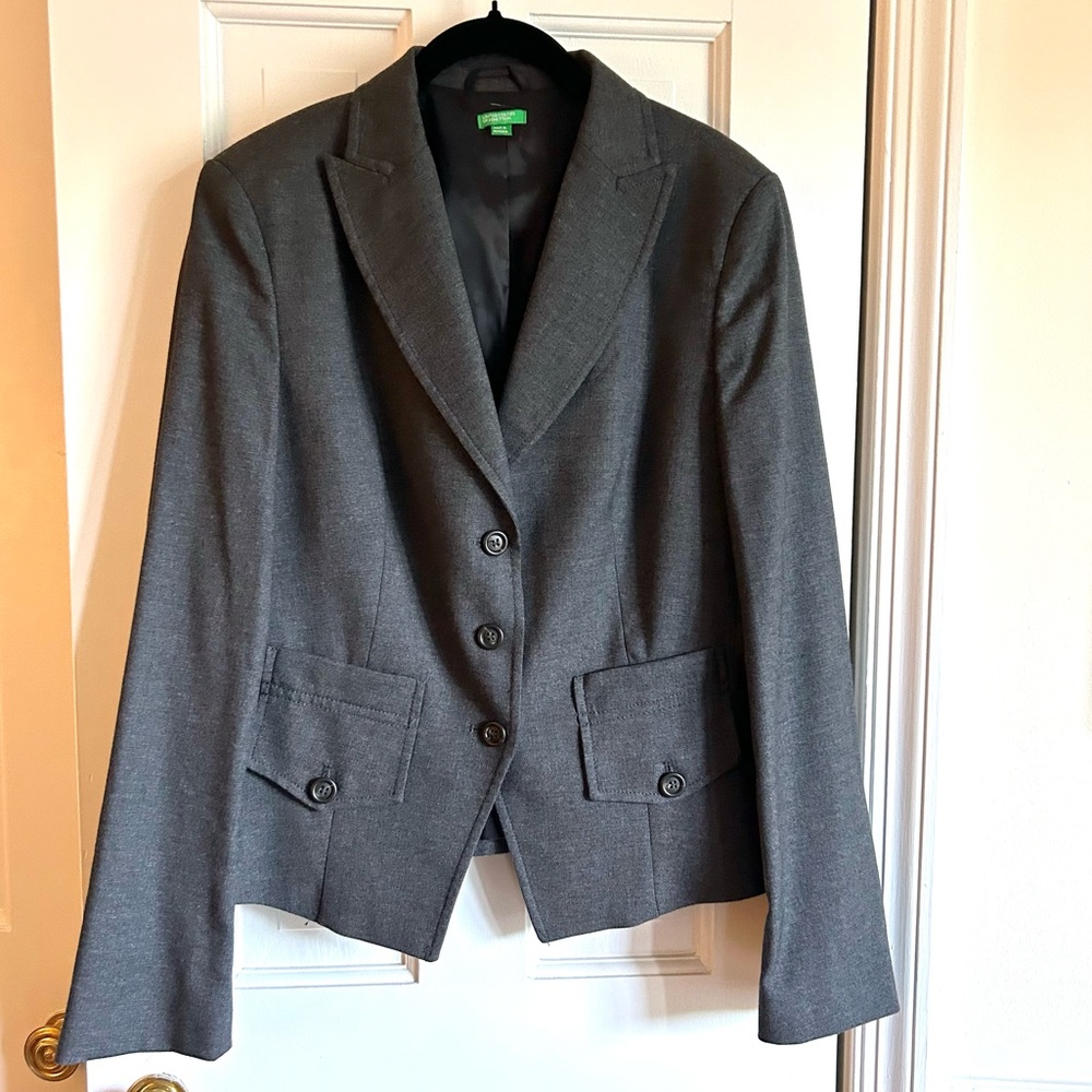 Y2K United Colors of Benetton cropped 3 button blazer Charcoal Gray Size US 10